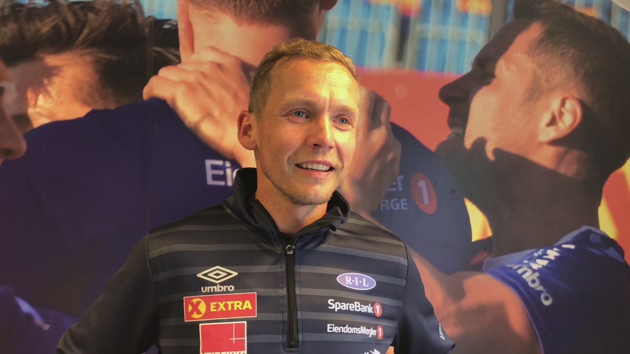 6C54A63F-8805-4272-905E-0C7B9A2F01C8.MOV